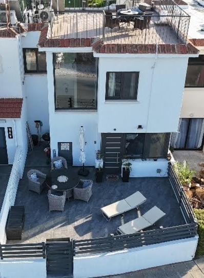 The Summer Haven Polis Extérieur photo